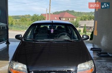 Седан Chevrolet Aveo 2004 в Черновцах