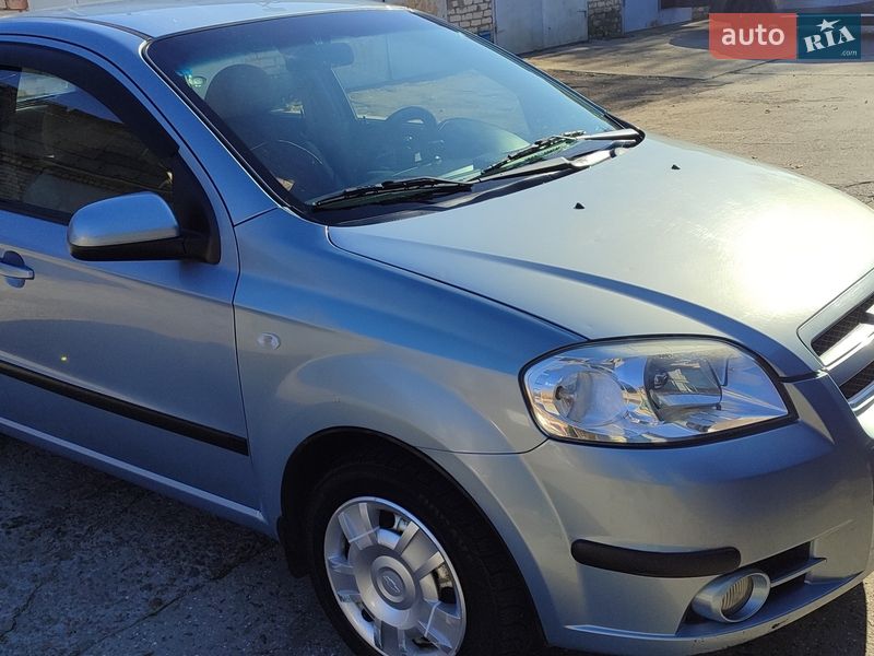 Седан Chevrolet Aveo 2007 в Южноукраинске