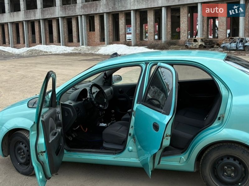 Седан Chevrolet Aveo 2005 в Тернополі