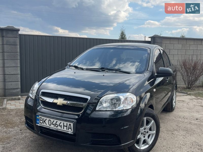 Седан Chevrolet Aveo 2008 в Сарнах