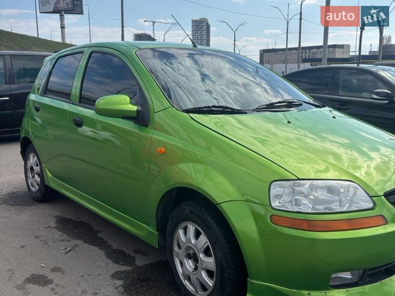Хэтчбек Chevrolet Aveo 2005 в Киеве фото 3 Хэтчбек Chevrolet Aveo 2005 в Киеве