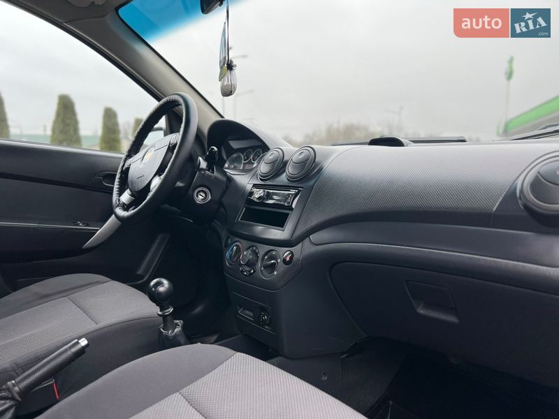 Седан Chevrolet Aveo 2011 в Виннице