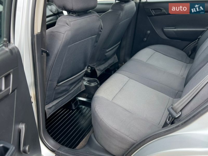 Седан Chevrolet Aveo 2011 в Виннице