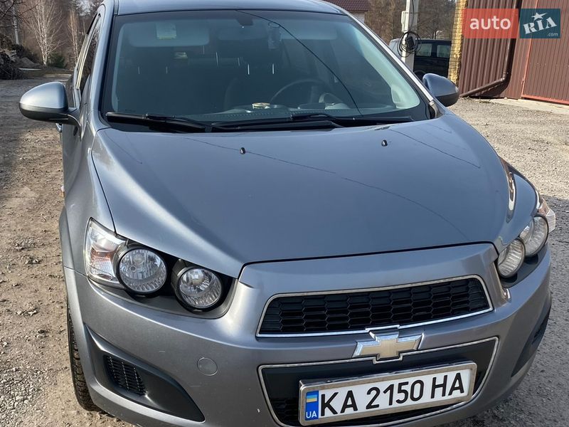 Седан Chevrolet Aveo 2013 в Киеве