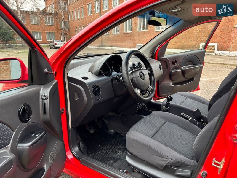 Хэтчбек Chevrolet Aveo 2006 в Могилев-Подольске фото 13 Хэтчбек Chevrolet Aveo 2006 в Могилев-Подольске