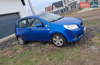 Хэтчбек Chevrolet Aveo 2011 в Киеве