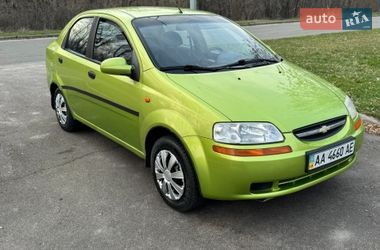 Седан Chevrolet Aveo 2005 в Киеве