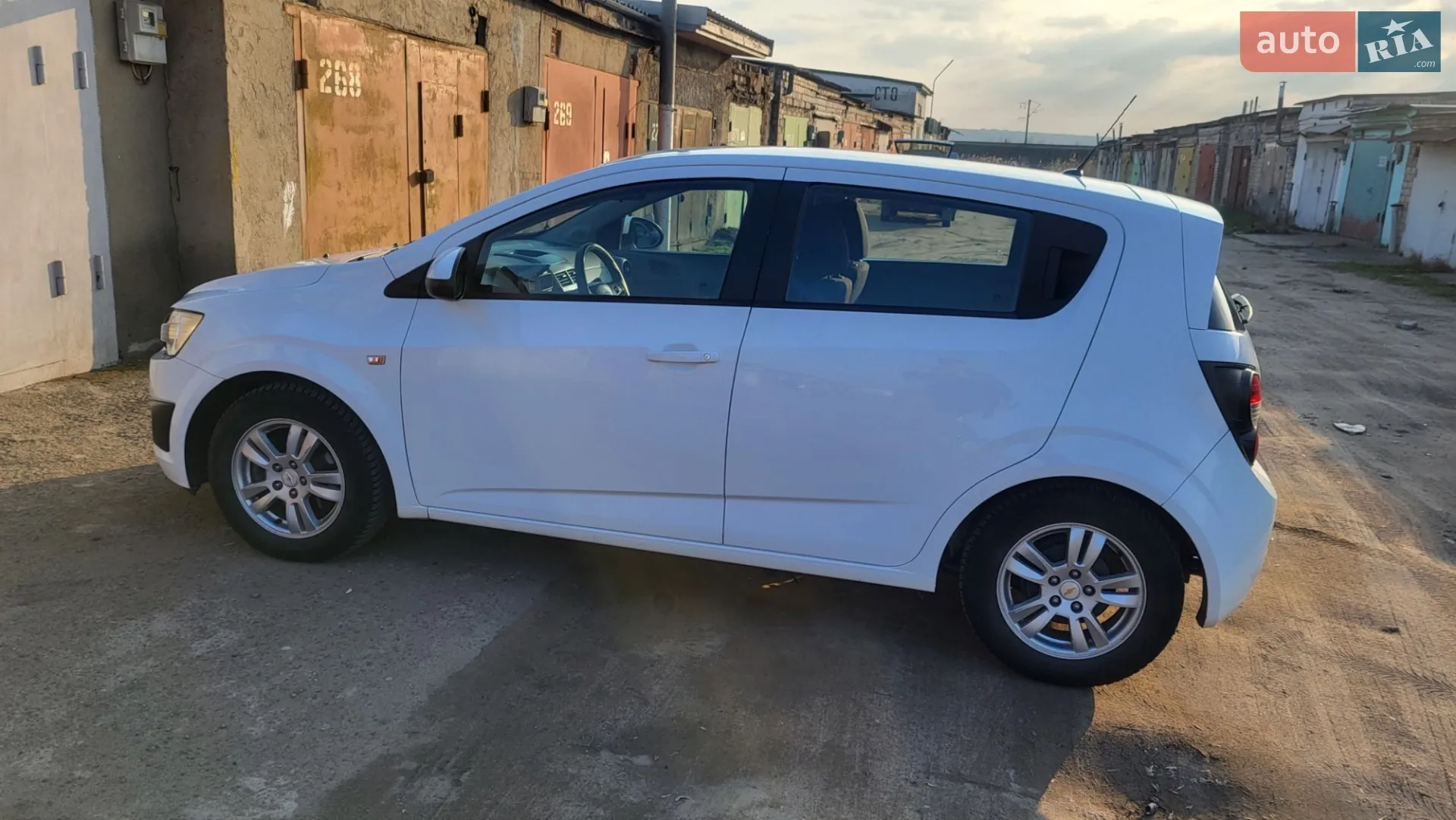2013 Chevrolet Aveo - мініатюра 3