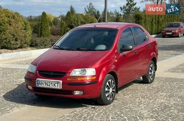Седан Chevrolet Aveo 2005 в Днепре