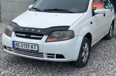Седан Chevrolet Aveo 2005 в Днепре