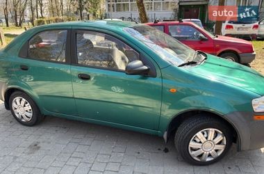 Седан Chevrolet Aveo 2004 в Львове