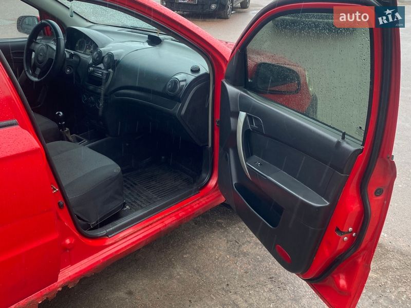 Седан Chevrolet Aveo 2007 в Чернигове