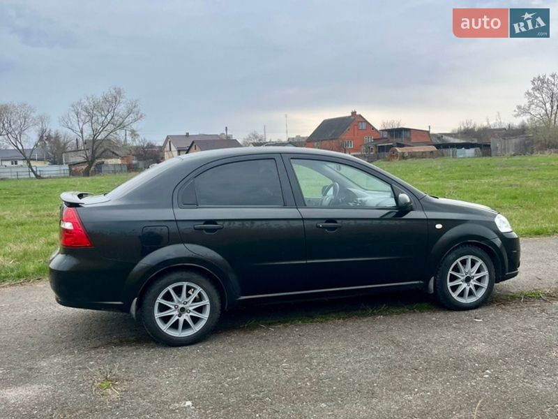 Седан Chevrolet Aveo 2007 в Ахтырке
