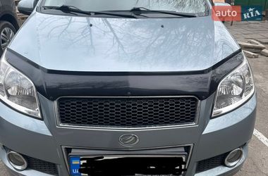 Хэтчбек Chevrolet Aveo 2013 в Запорожье