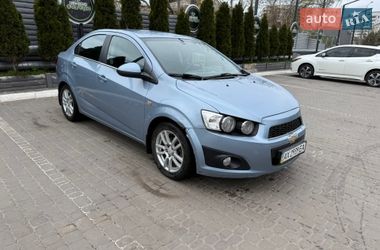 Седан Chevrolet Aveo 2012 в Харкові