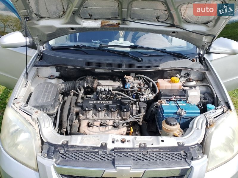 Седан Chevrolet Aveo 2007 в Чорткове