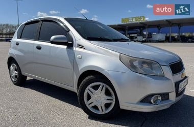 Хетчбек Chevrolet Aveo 2011 в Дніпрі