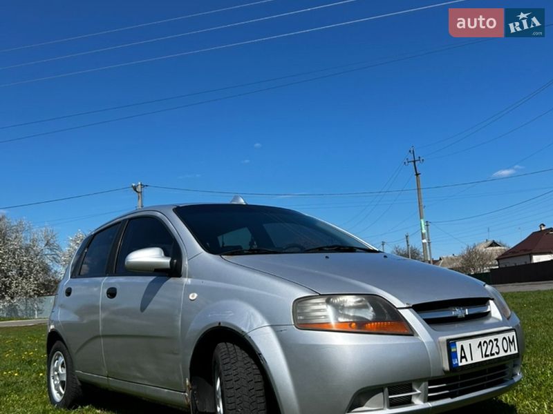 Хэтчбек Chevrolet Aveo 2006 в Барышевке