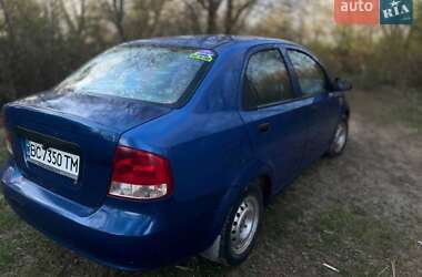 Седан Chevrolet Aveo 2003 в Стрые