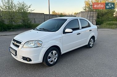 Седан Chevrolet Aveo 2006 в Дніпрі