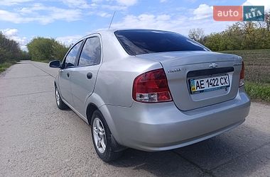 Седан Chevrolet Aveo 2005 в Новомосковске