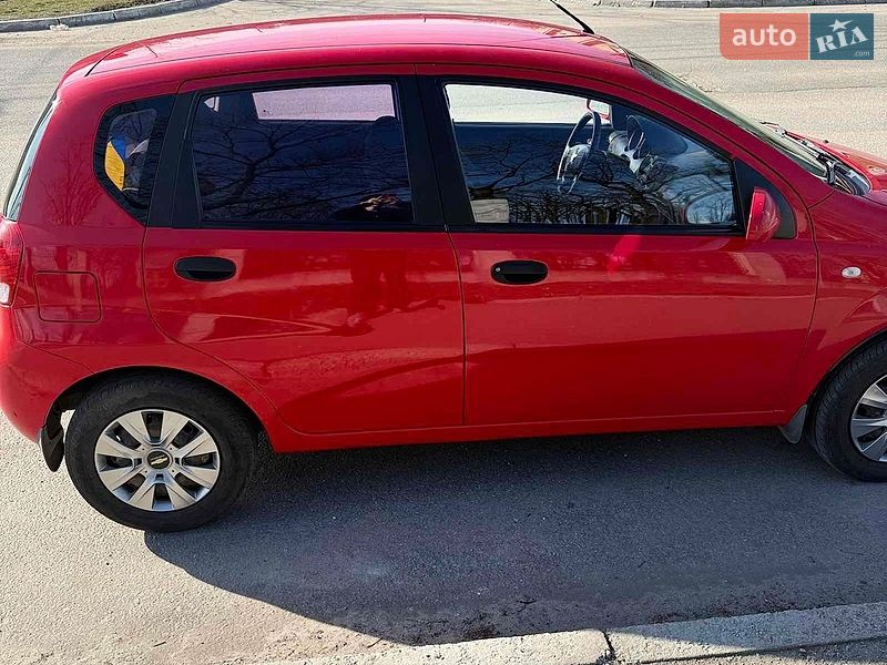 Хэтчбек Chevrolet Aveo 2007 в Кропивницком