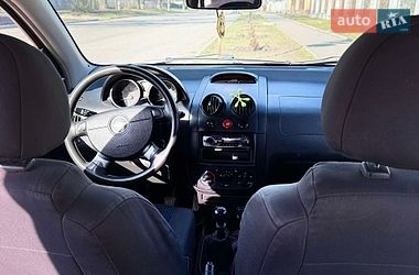 Хэтчбек Chevrolet Aveo 2007 в Кропивницком