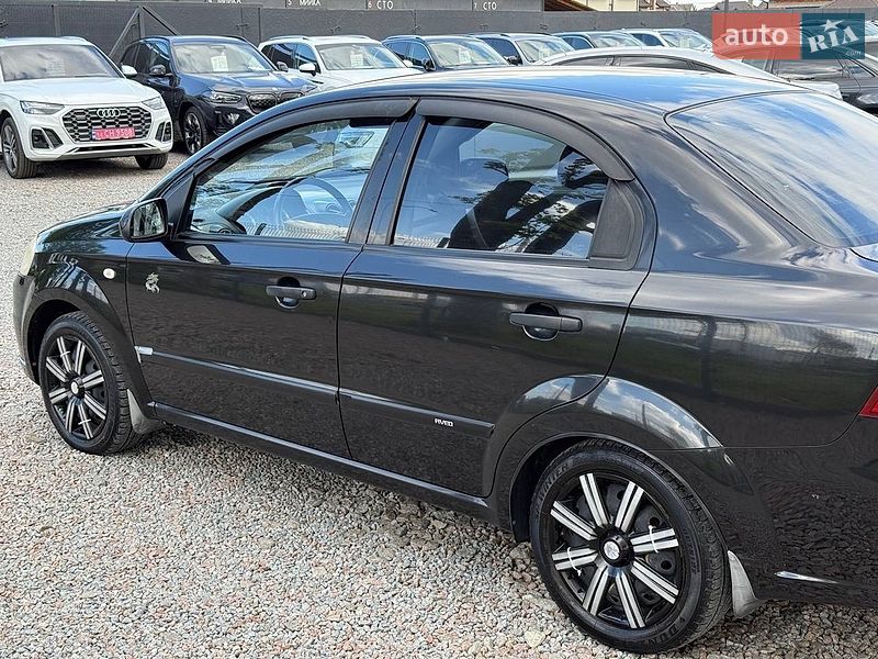 Седан Chevrolet Aveo 2007 в Стрые