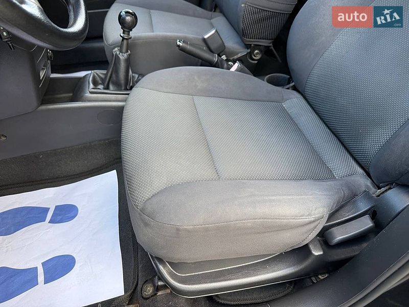 Седан Chevrolet Aveo 2007 в Стрые