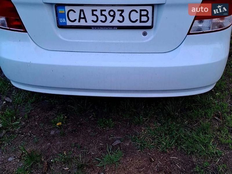 Седан Chevrolet Aveo 2005 в Черкассах