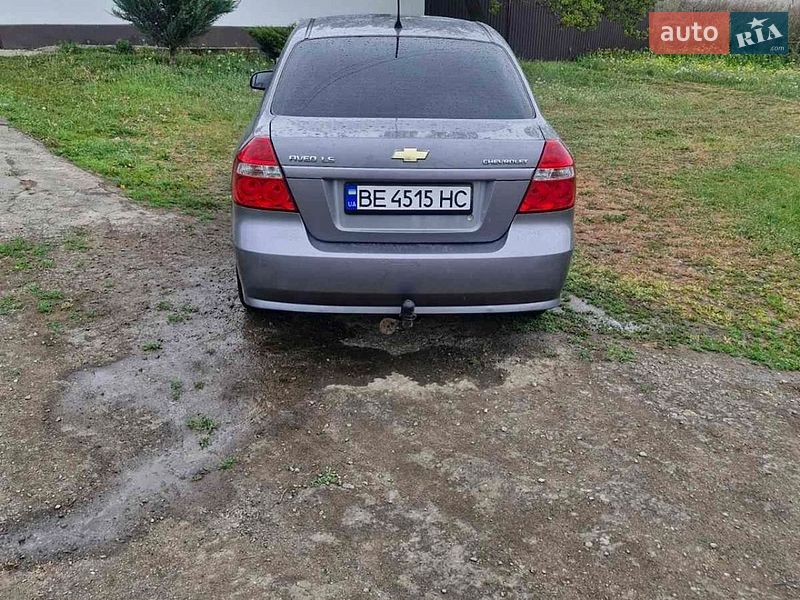 Седан Chevrolet Aveo 2011 в Николаеве