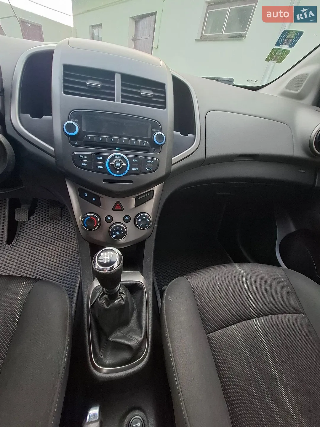 2011 Chevrolet Aveo - мініатюра 17