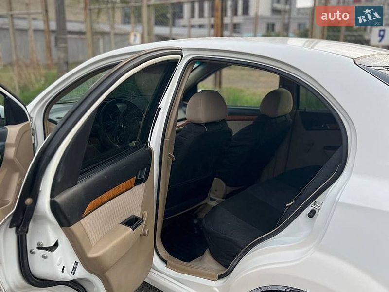 Седан Chevrolet Aveo 2007 в Киеве фото 4 Седан Chevrolet Aveo 2007 в Киеве