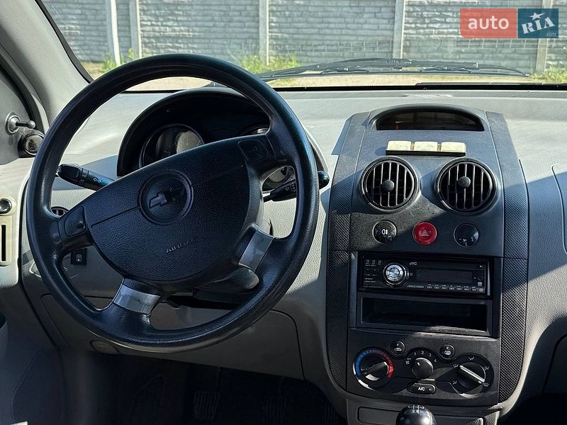 Седан Chevrolet Aveo 2005 в Каменке