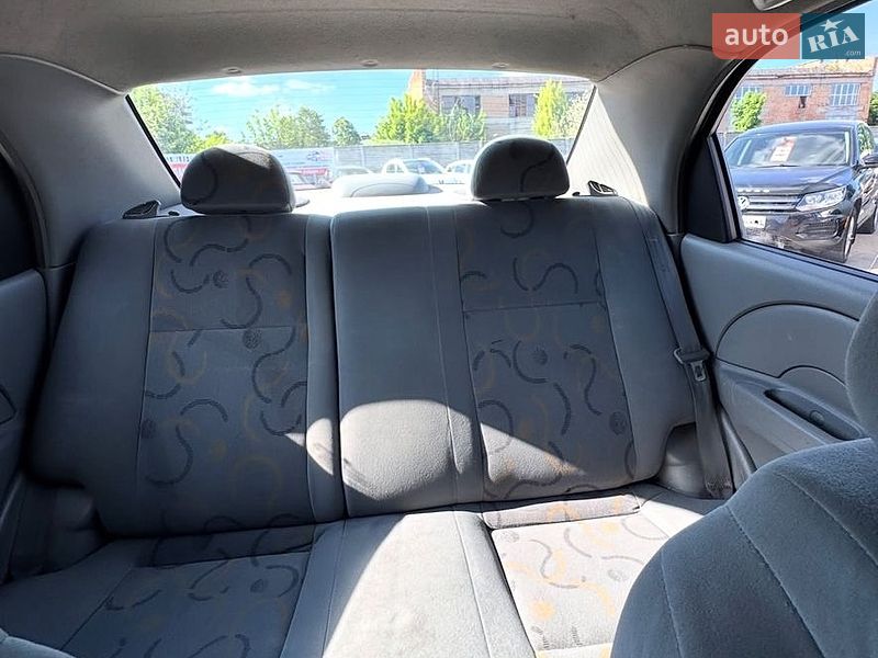 Седан Chevrolet Aveo 2005 в Каменке