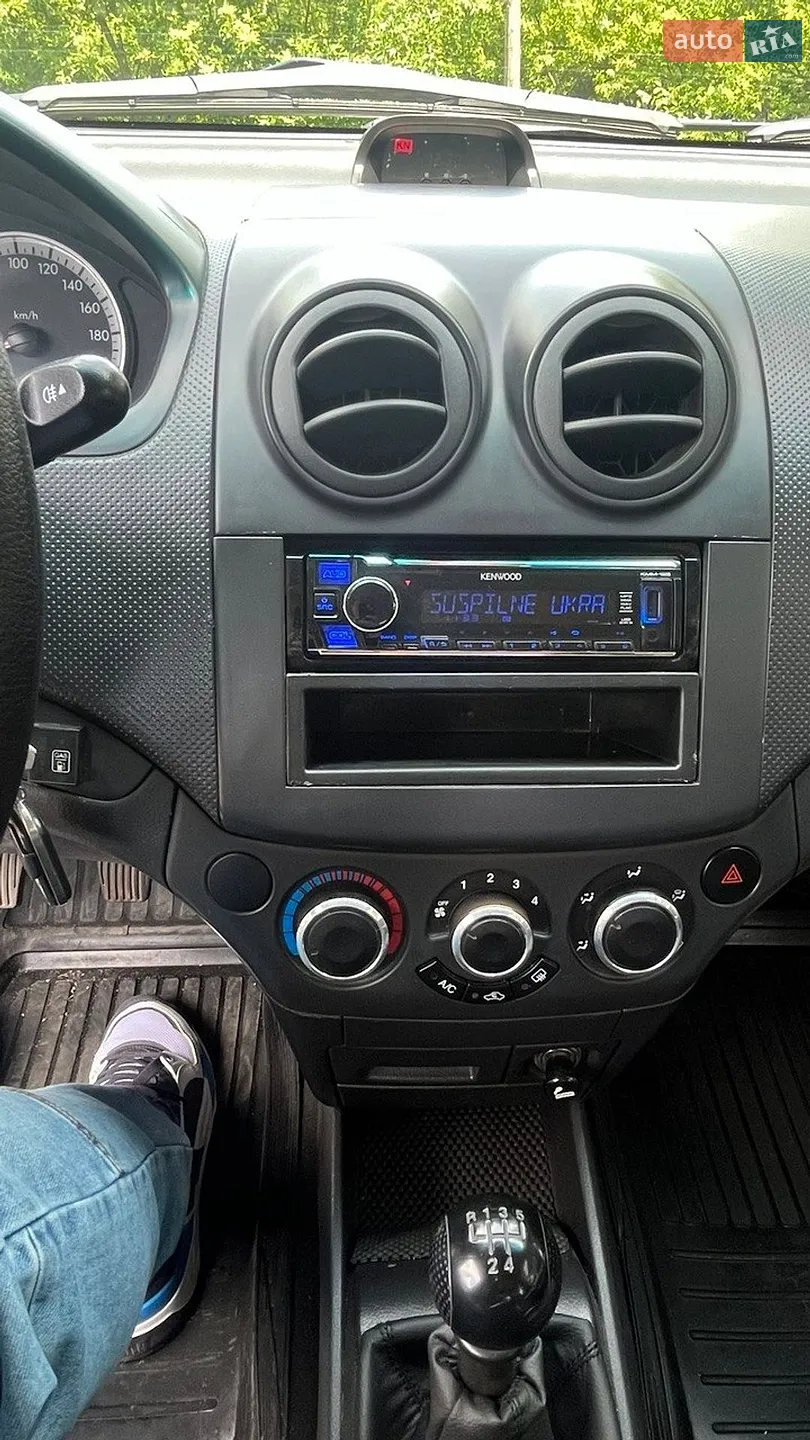 2011 Chevrolet Aveo - мініатюра 20