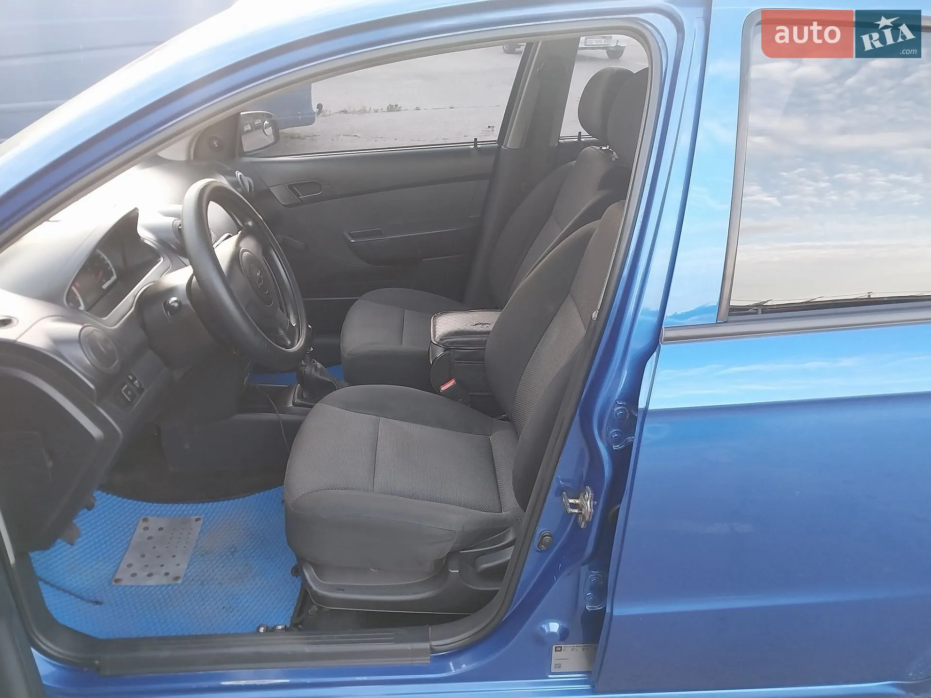 2011 Chevrolet Aveo - мініатюра 15