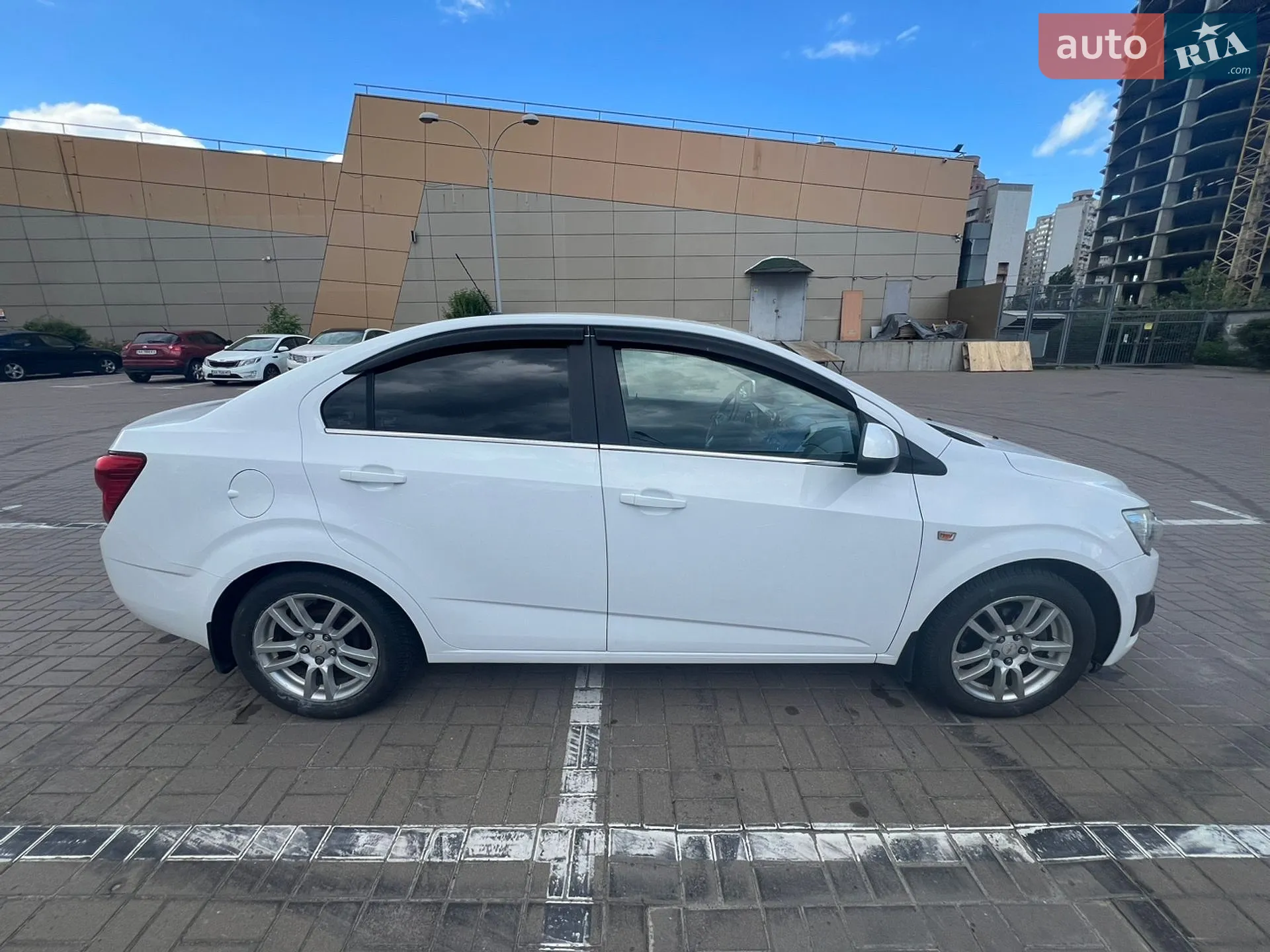 2012 Chevrolet Aveo - мініатюра 16
