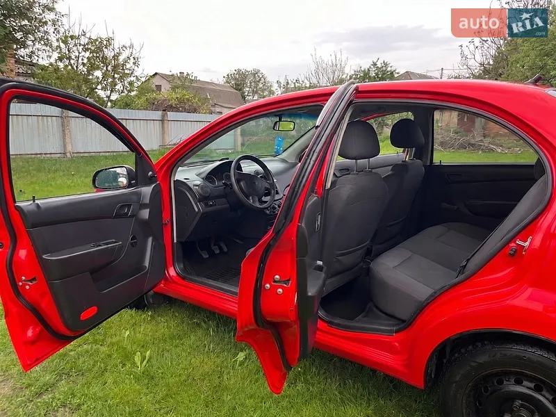 Chevrolet Aveo 2008 VIN Y6DSF69YE8W013031 фото оголошення 5 з 41