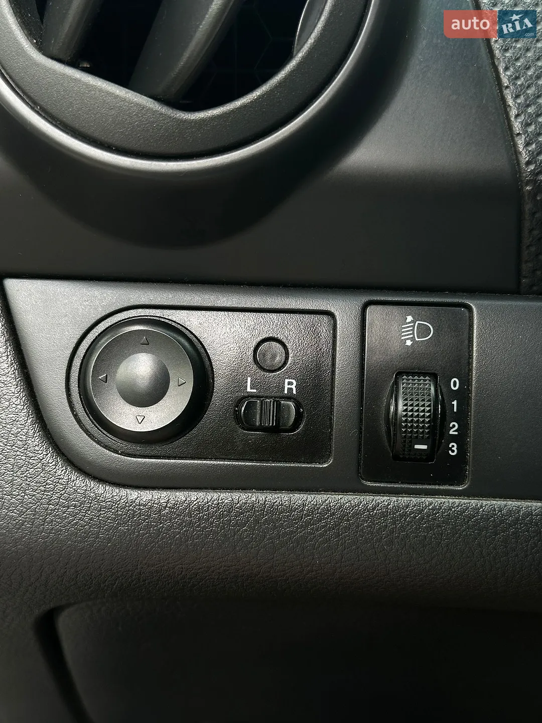 2011 Chevrolet Aveo - мініатюра 26