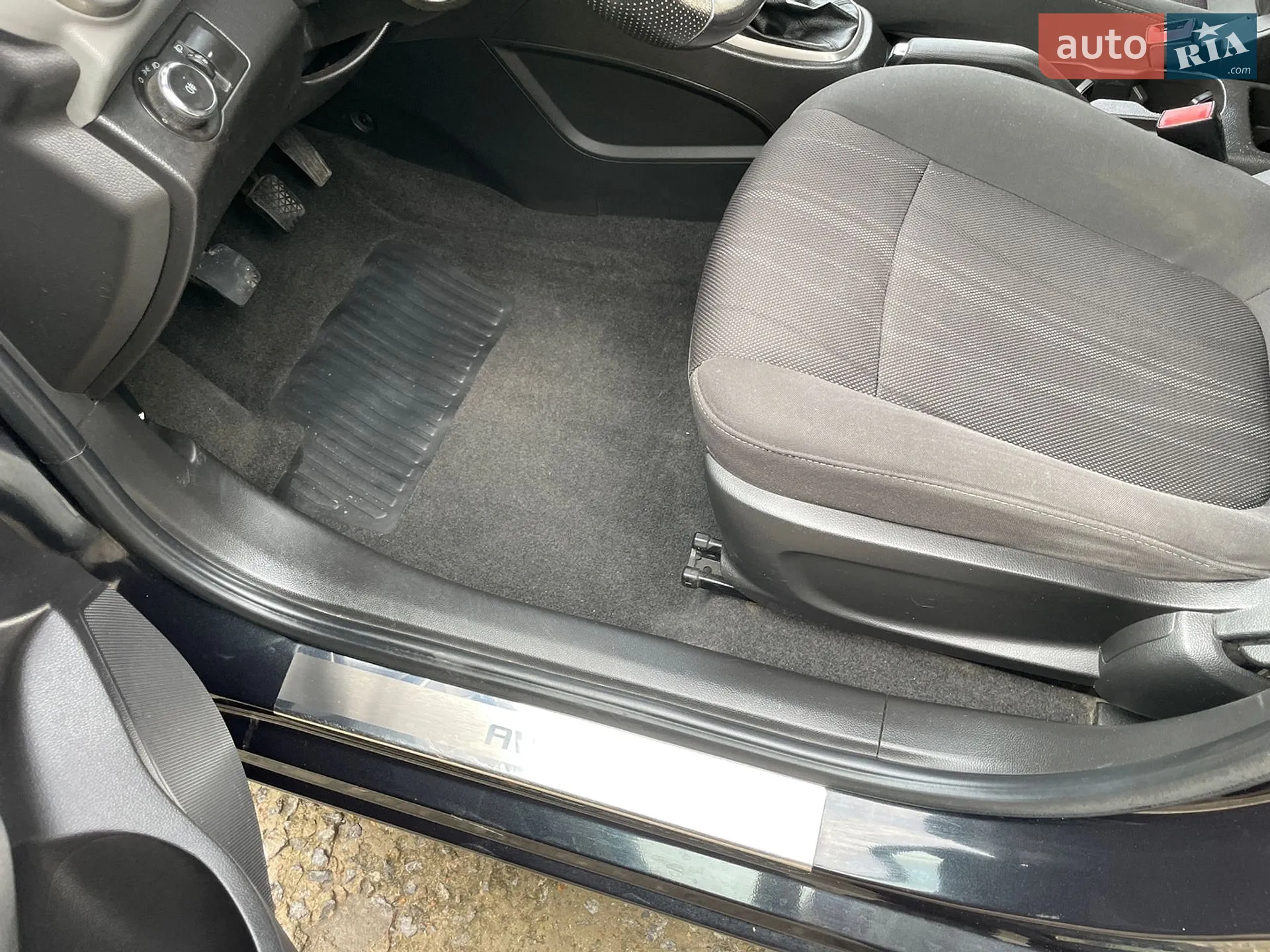 2012 Chevrolet Aveo - мініатюра 6