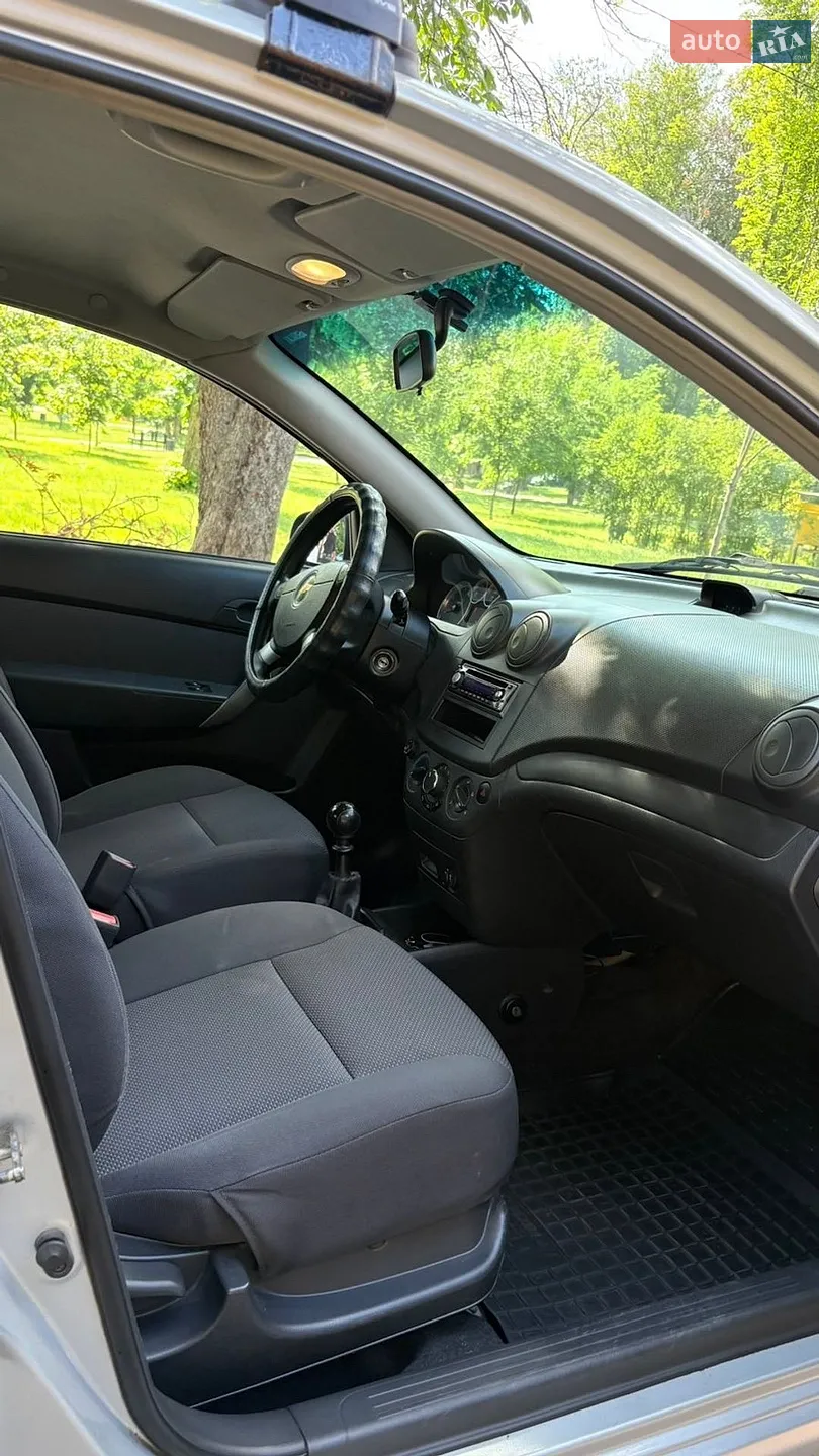 2010 Chevrolet Aveo - мініатюра 14