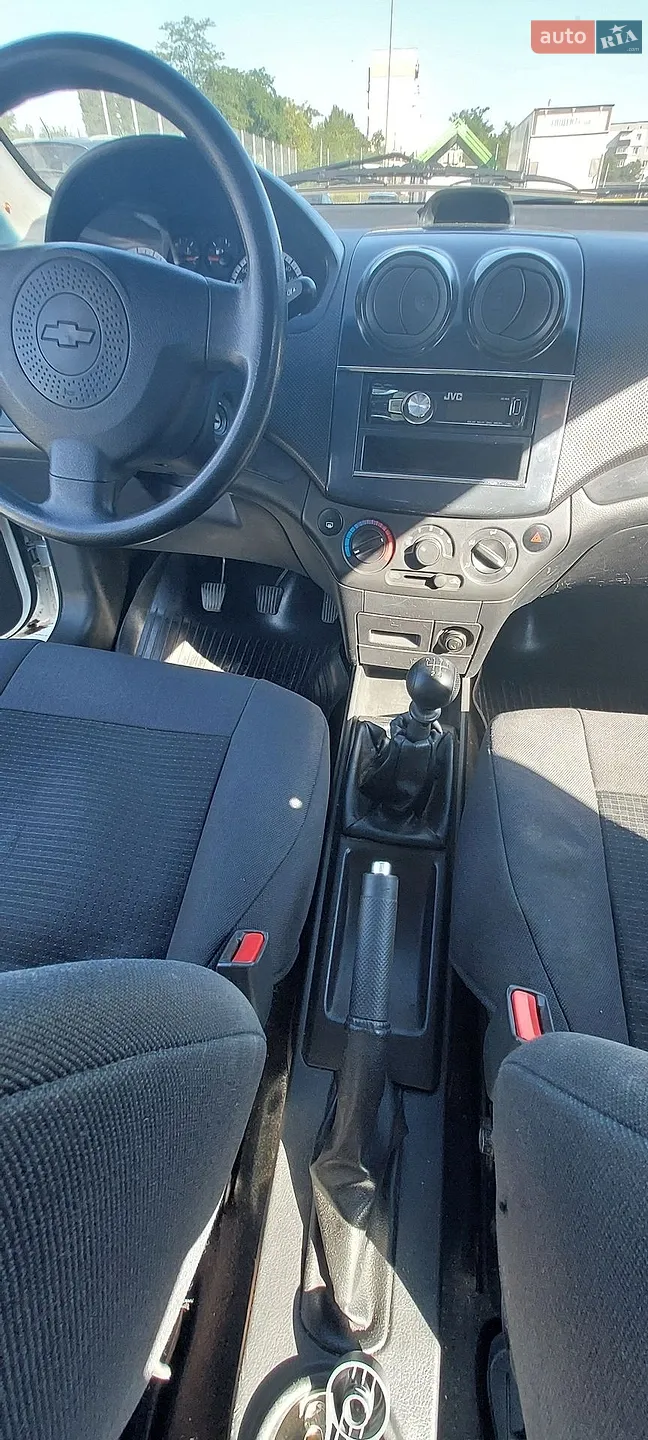 2011 Chevrolet Aveo - мініатюра 2