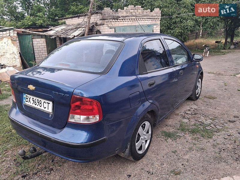 Седан Chevrolet Aveo 2004 в Первомайске