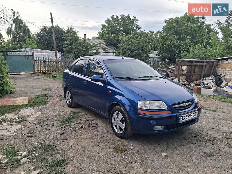 Седан Chevrolet Aveo 2004 в Первомайске