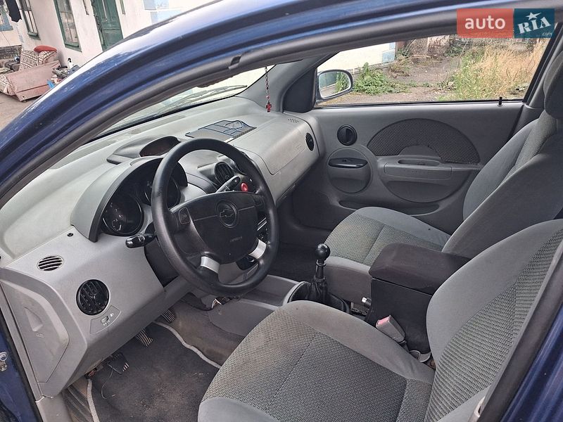Седан Chevrolet Aveo 2004 в Первомайске