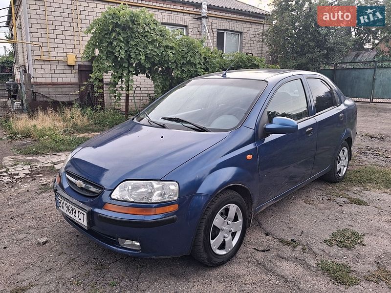 Седан Chevrolet Aveo 2004 в Первомайске