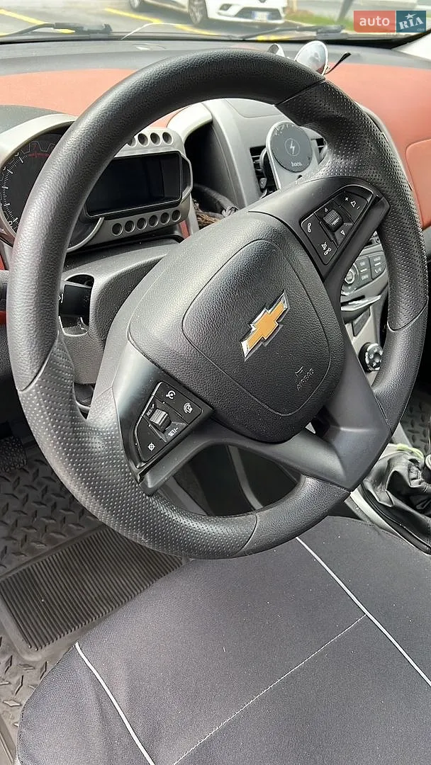 2013 Chevrolet Aveo - мініатюра 27