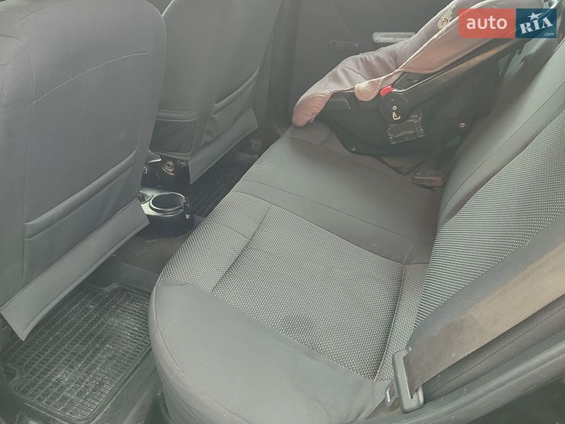 Седан Chevrolet Aveo 2006 в Львове