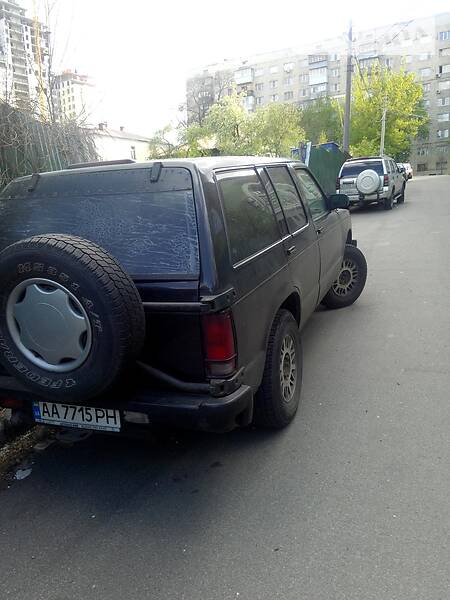 Внедорожник / Кроссовер Chevrolet Blazer 1993 в Киеве